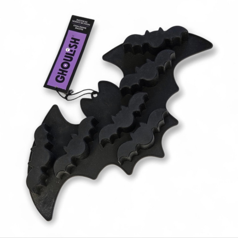 Black Bat-Shaped Silicone Ice Cube‎ Trays Or Jello Shots Mold Halloween Party